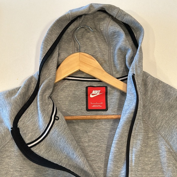 Nike Light Gray Therma Fleece Training Full-Zip Hoodie - Picture 3 of 8